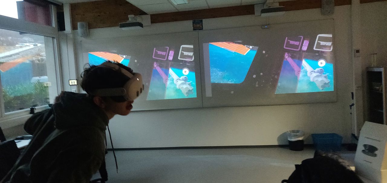 Gutt med vr briller